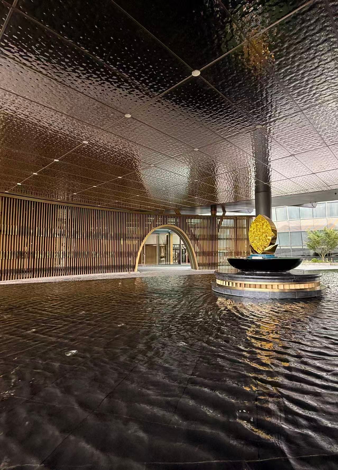 Shanghai Dishuihu Hotel Public Space