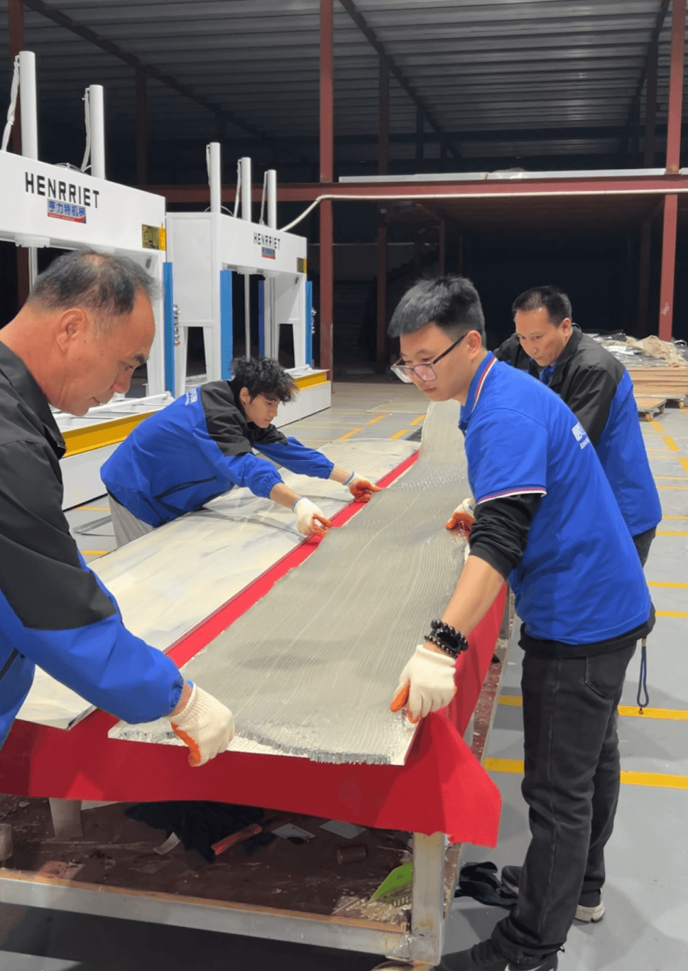 Honeycomb Panel Line